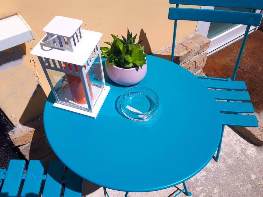 Modern Stylish 2 Bedroom Holiday Apartment Budapest Luaran gambar