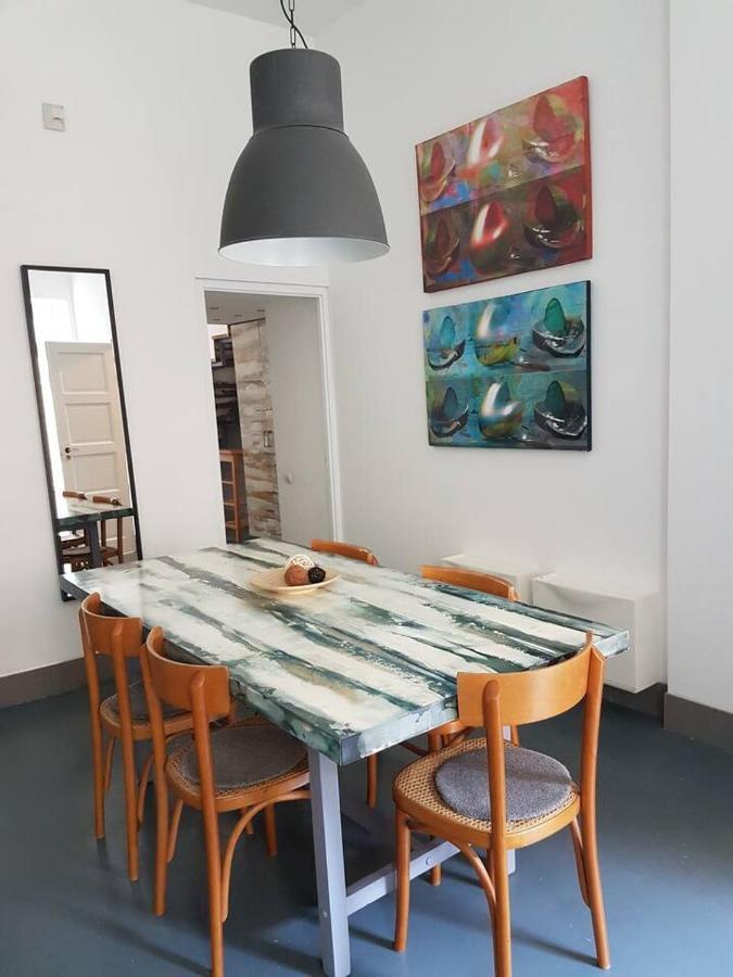 Modern Stylish 2 Bedroom Holiday Apartment Budapest Luaran gambar