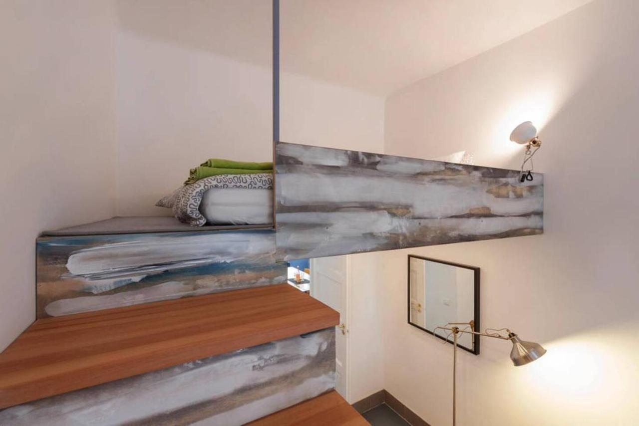 Modern Stylish 2 Bedroom Holiday Apartment Budapest Luaran gambar
